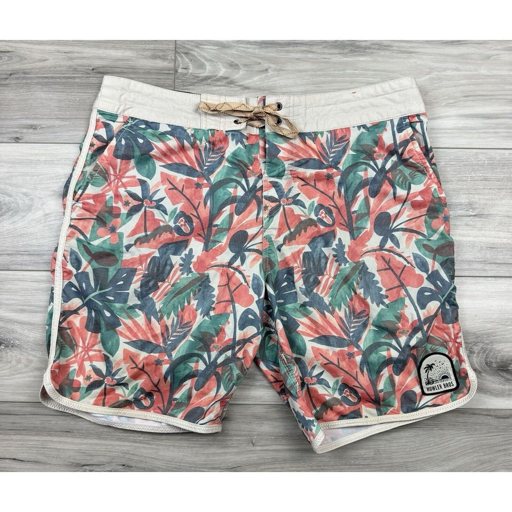 HOWLER BROTHERS Bruja Board Shorts Stretch Quick Dry‎ Men's Size 33 Floral Print